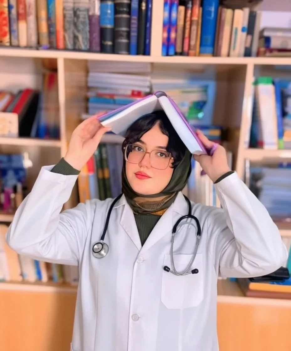 نیایش ولدی